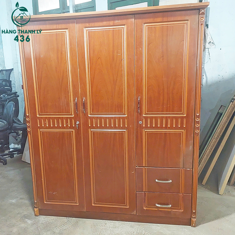 Tủ Quần Áo Gỗ Cũ 3 Cánh 1M6x2M Có Hộc Tiện Lợi thanh-ly-tu-quan-ao-go-cu-3-canh-co-hoc-4 Tủ Quần Áo Gỗ Cũ 3 Cánh 1M6x2M Có Hộc Tiện Lợi