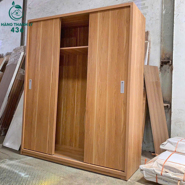 thanh ly tu quan ao lua 3 canh 1