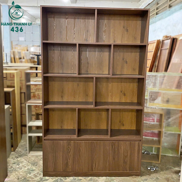 thanh ly tu trung bay 2mx1m2 nhieu o ngan cach moi 99 2