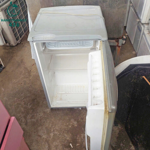 tu lanh mini cu hieu sanyo 2