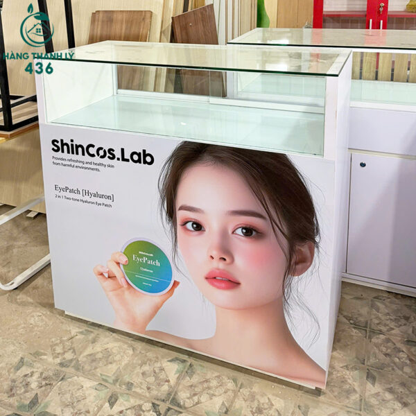 tu-trung-bay-my-pham-cu-1m1x1m1-co-den-led (3) tu trung bay my pham cu 1m1x1m1 co den led 3