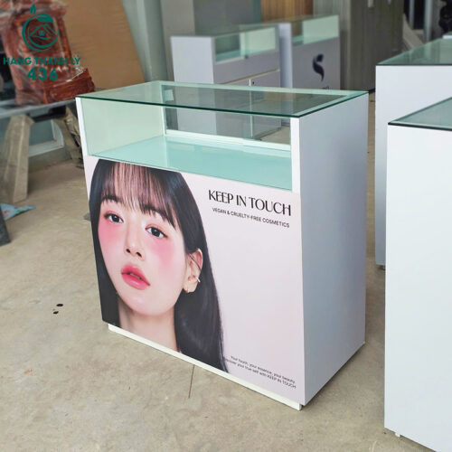 Tủ Trưng Bày Mỹ Phẩm Cũ 1M1x1M1 Có Đèn Led 6 tu trung bay my pham cu 1m1x1m1 so luong nhieu 1