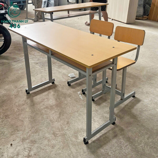 ban ghe hoc sinh go cu thiet ke don gian hien dai 4