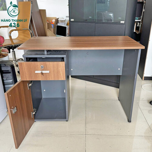 ban lam viec cu 1m2x50cm co kem hoc tu go phoi xam 4