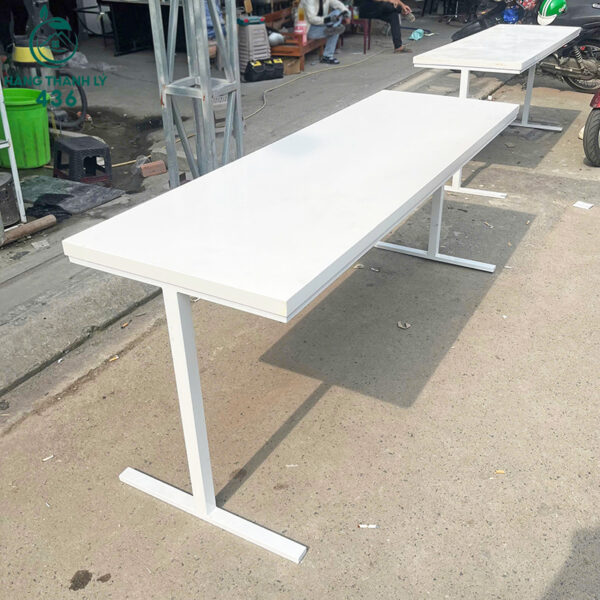 ban lam viec cu mat go chan sat 1m8x75cm 3