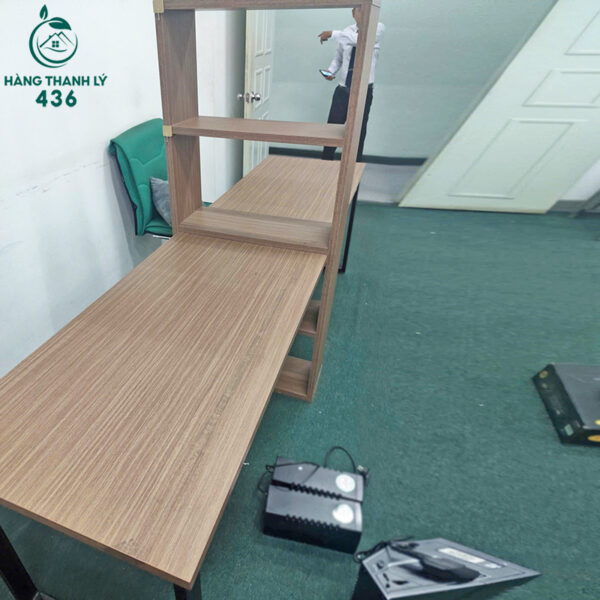 ban lam viec doi cu co ke ngan cach gia re 2