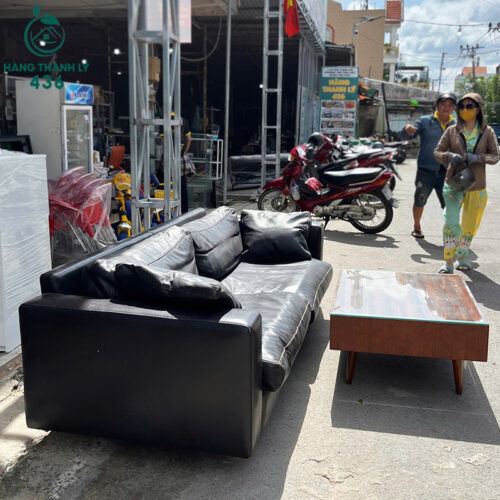 Bộ Ghế Sofa Bọc Da Cũ Phong Cách Cổ Điển Giá Tốt 3 bo ghe sofa boc da cu phong cach co dien gia tot 1