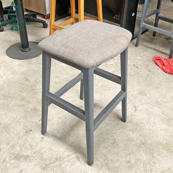 ghe-dau-quay-bar-cu-boc-dem-vai-chan-kim-loai (1) ghe dau quay bar cu boc dem vai chan kim loai 1