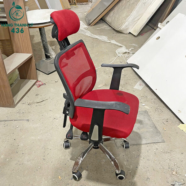 ghe-van-phong-chan-xoay-cu-co-tua-dau-va-tay-vin (2) ghe van phong chan xoay cu co tua dau va tay vin 2