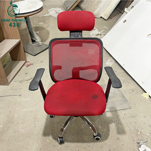 ghe-van-phong-chan-xoay-cu-co-tua-dau-va-tay-vin (3) ghe van phong chan xoay cu co tua dau va tay vin 3