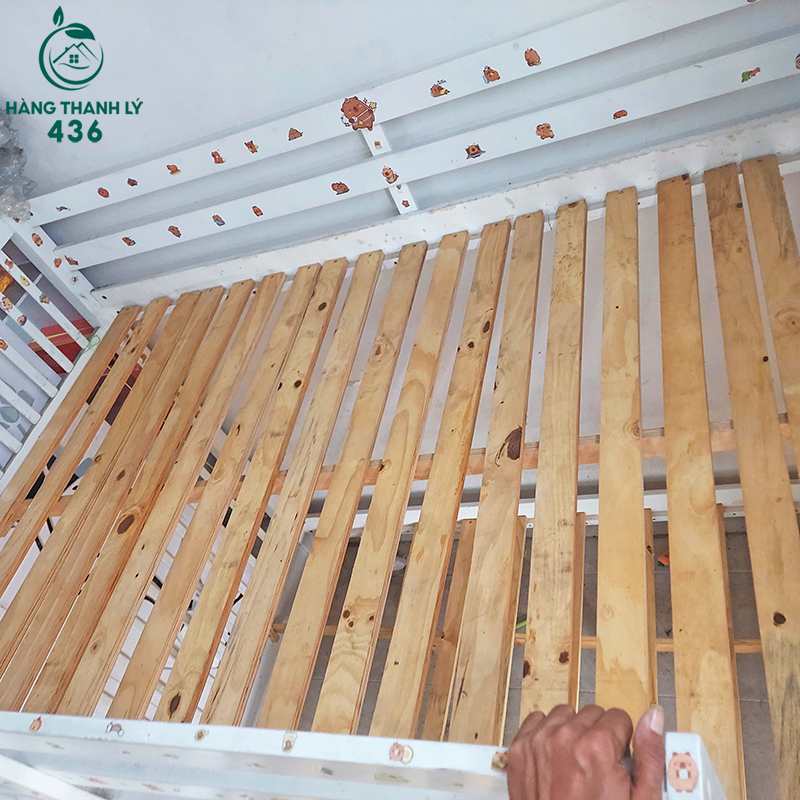 Giường Ngủ Gỗ 2 Tầng Cũ Dành Cho Bé Màu Trắng Giá Tốt giuong-ngu-go-2-tang-cu-danh-cho-be-mau-trang-gia-tot-1 Giường Ngủ Gỗ 2 Tầng Cũ Dành Cho Bé Màu Trắng Giá Tốt