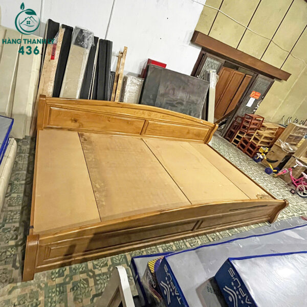 giuong ngu go cu 3m7 rong rai tien loi gia tot 1