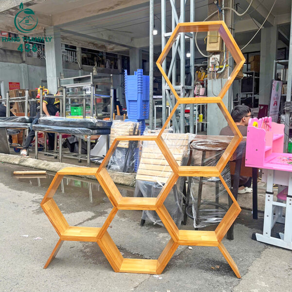 ke trung bay go kieu luc giac cu doc dao gia tot 3