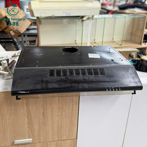 may hut mui cu dung trong nha bep hien dai 3