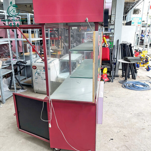 quay ban banh my luu dong cu co bien hieu gan den 2