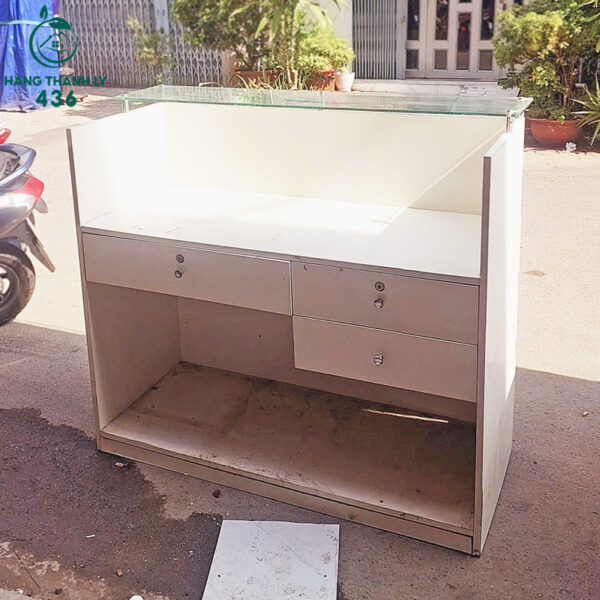 quay le tan cu 1m2x1m1 mau trang mat kinh gia tot 3