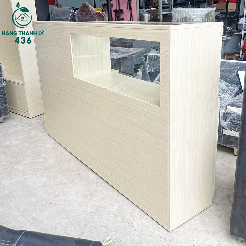 quay-le-tan-go-cu-1m2x2m-be-mat-phoi-kinh-hien-dai-1 Quầy Lễ Tân Gỗ Cũ 1M2x2M Bề Mặt Phối Kính Hiện Đại