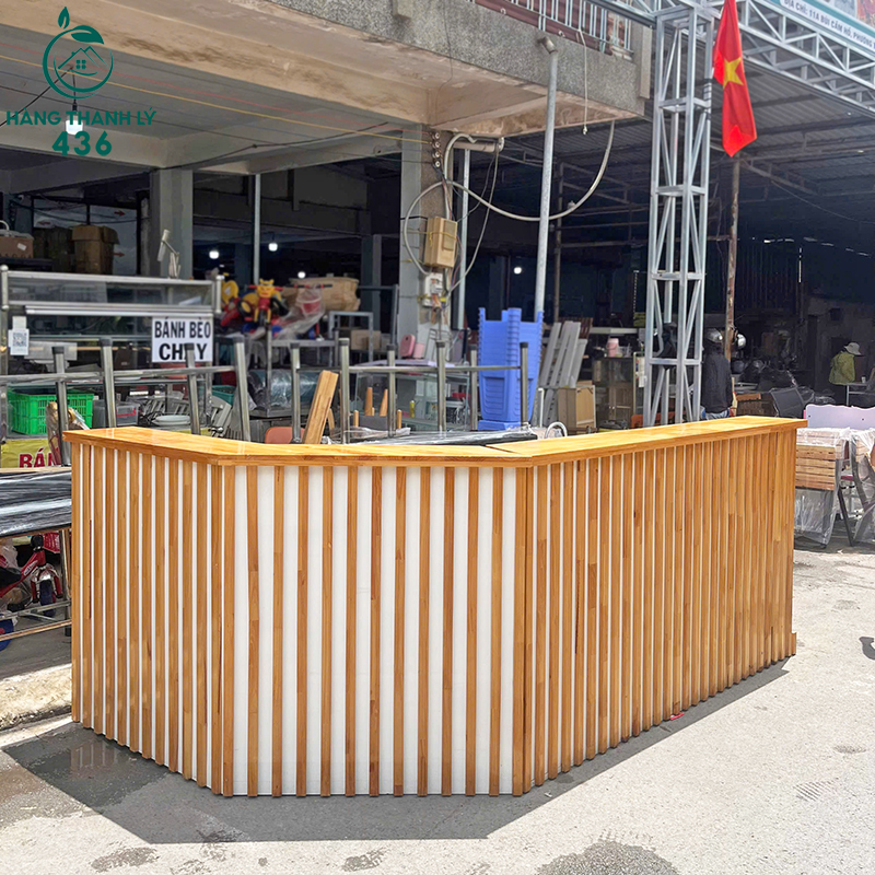 quay-pha-che-cu-2m8x2m1-tich-hop-bon-rua-tien-loi-1 Quầy Pha Chế Cũ 2M8x2M1 Tích Hợp Bồn Rửa Tiện Lợi
