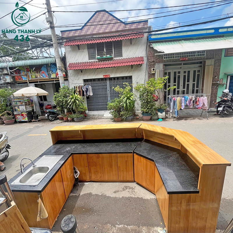 quay-pha-che-cu-2m8x2m1-tich-hop-bon-rua-tien-loi-4 Quầy Pha Chế Cũ 2M8x2M1 Tích Hợp Bồn Rửa Tiện Lợi