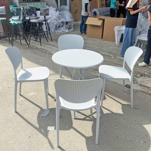 thanh-ly-bo-ban-ghe-cafe-nhua-duc-hang-moi-99 (3) thanh ly bo ban ghe cafe nhua duc hang moi 99 3