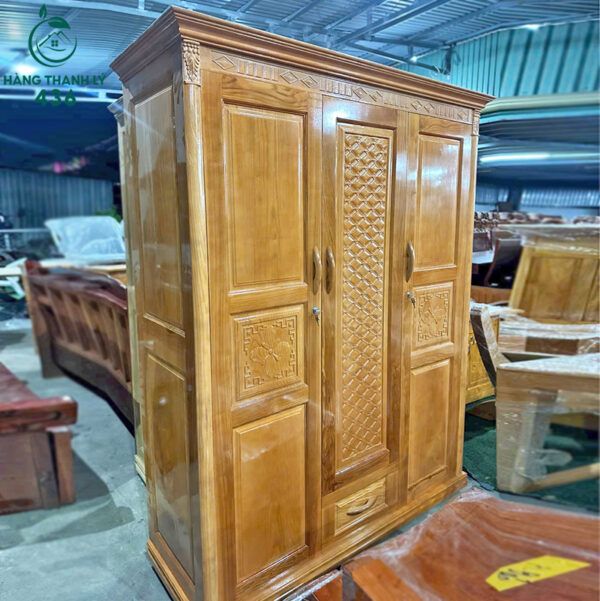 thanh ly tu quan ao 3 canh go tu nhien moi 99 2