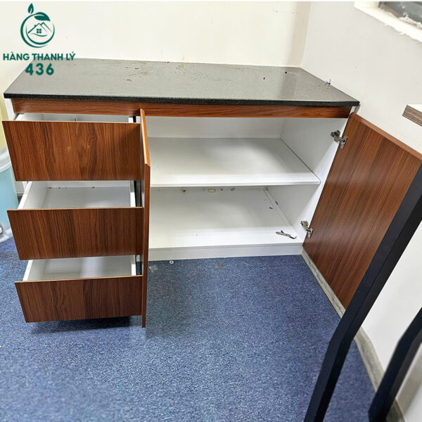 tu-bep-mat-da-cu-tich-hop-nhieu-ngan-keo-tien-loi (1) tu bep mat da cu tich hop nhieu ngan keo tien loi 1