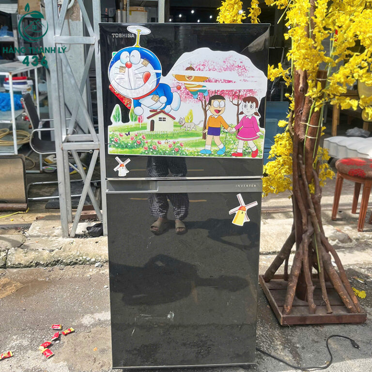 tu lanh toshiba 2 canh cu hang con dung tot gia re 3