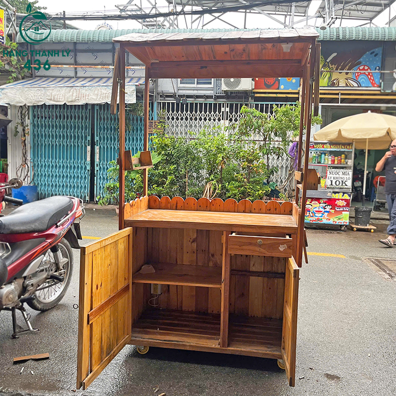 xe-ban-hang-cu-bang-go-co-banh-xe-va-ngan-tu-kin-5 Xe Bán Hàng Cũ Bằng Gỗ Có Bánh Xe Và Ngăn Tủ Kín