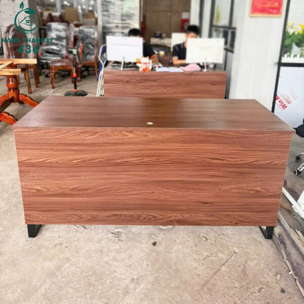 Ban lam viec van phong nhieu kich thuoc moi 99 2