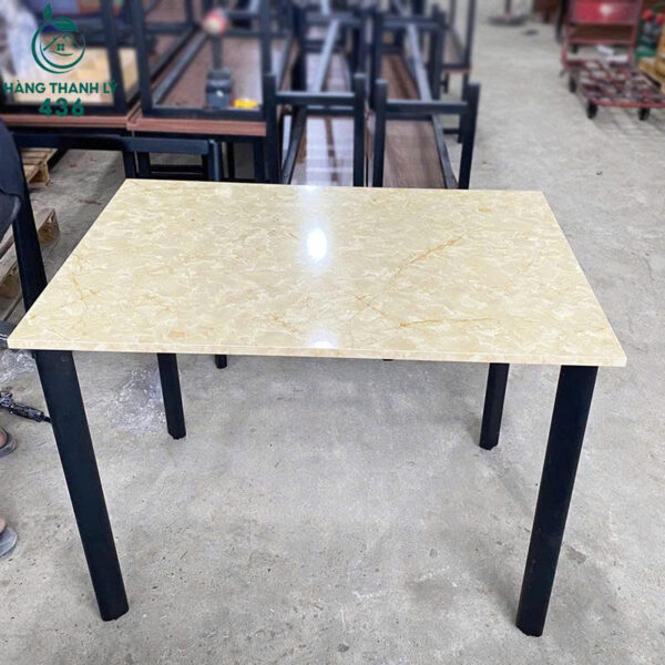 Thanh Lý Bàn Làm Việc Chân Sắt Ovan 1M×70CM Mới 99% (4) Thanh Ly Ban Lam Viec Chan Sat Ovan 1M×70CM Moi 99 4