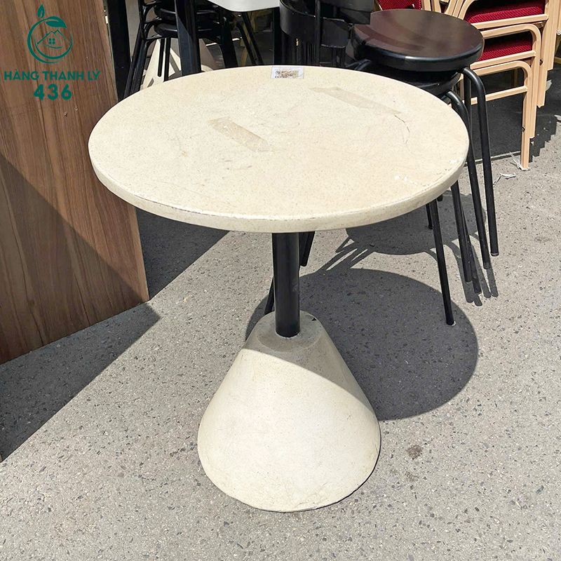 ban-ghe-cafe-cu-phong-cach-bac-au-doc-dao-6 Bàn Ghế Cafe Cũ Phong Cách Bắc Âu Độc Đáo