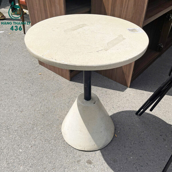 ban-ghe-cafe-cu-phong-cach-bac-au-doc-dao (9) ban ghe cafe cu phong cach bac au doc dao 9