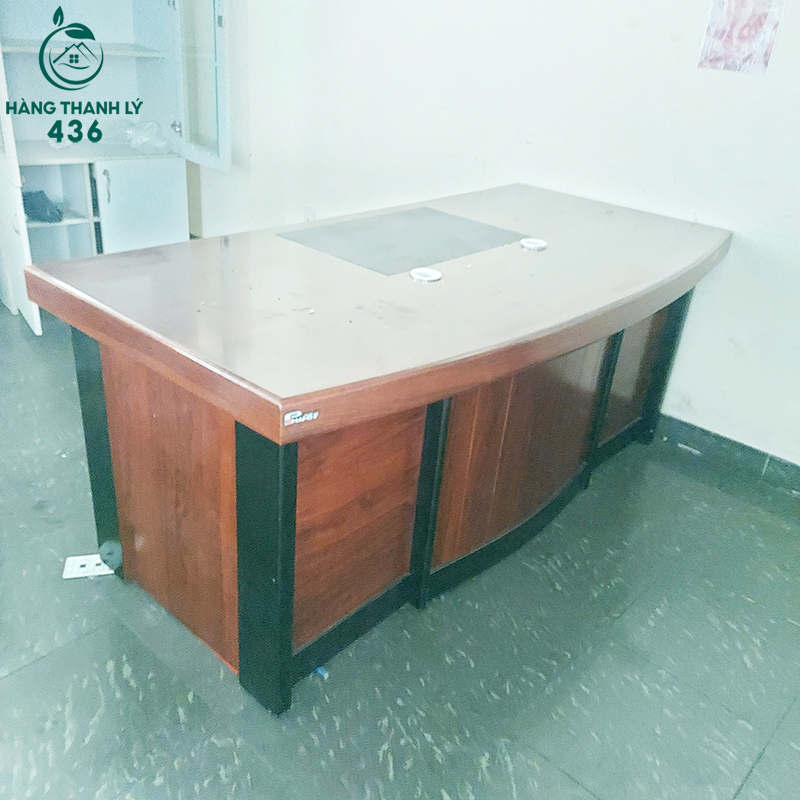 ban-giam-doc-cu-1m8x90cm-khong-hoc-3 Bàn Giám Đốc Cũ 1M8x90CM Không Hộc
