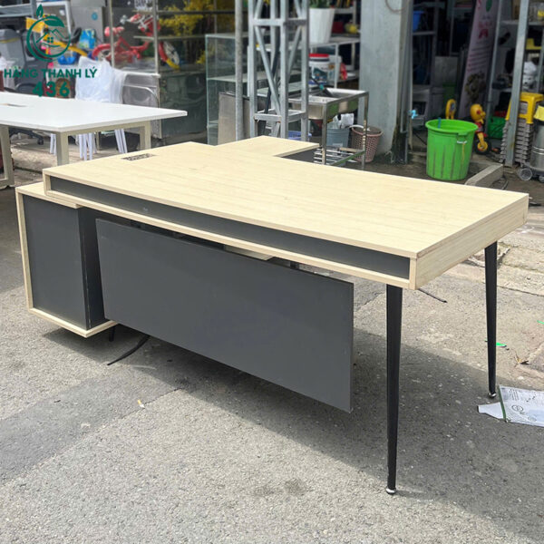 ban giam doc goc l cu 1m8x1m6 phoi den hien dai 2