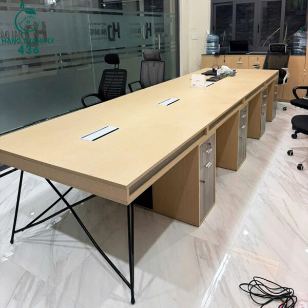 ban hop cu 1m2x4m nhieu khe luon day dien tien loi 3