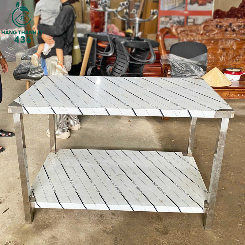 Bàn Inox Cũ 2 Tầng Kích Thước Rộng Rãi ban-inox-cu-2-tang-kich-thuoc-rong-rai-1 Bàn Inox Cũ 2 Tầng Kích Thước Rộng Rãi