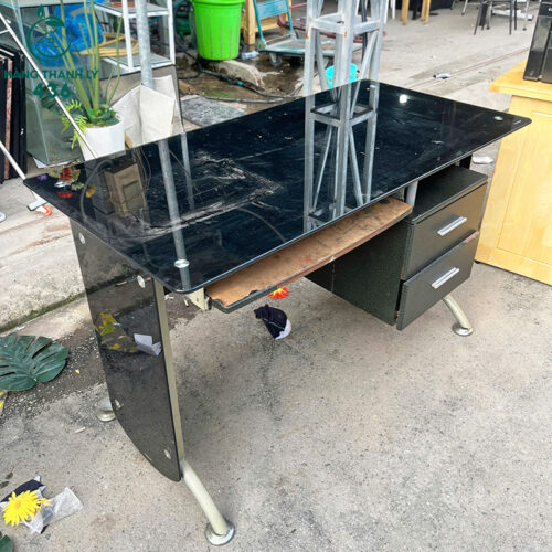 ban lam viec cu mat kinh mau den co ngan keo 1