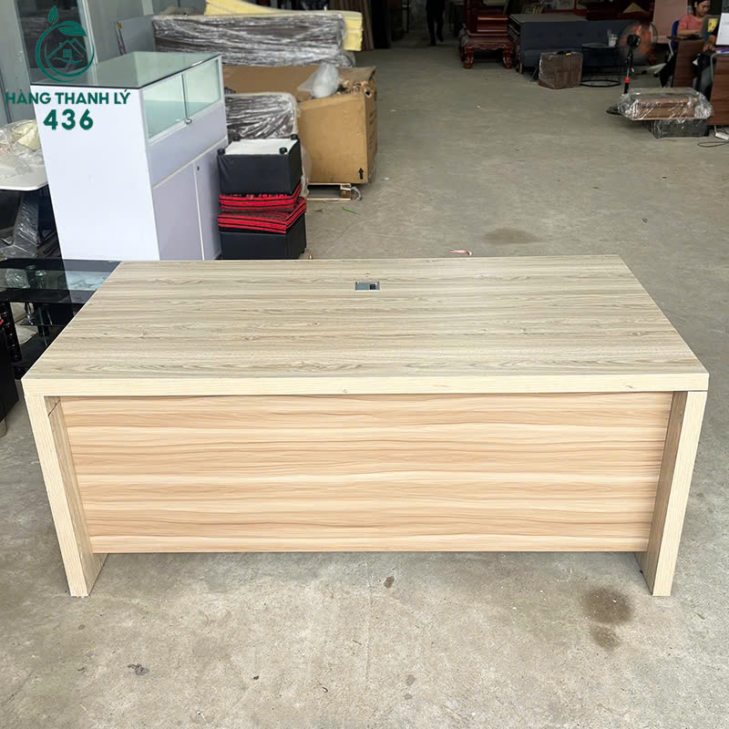 ban-lam-viec-khong-hoc-cu-1m8x90cm-1 Bàn Làm Việc Không Hộc Cũ 1M8x90CM