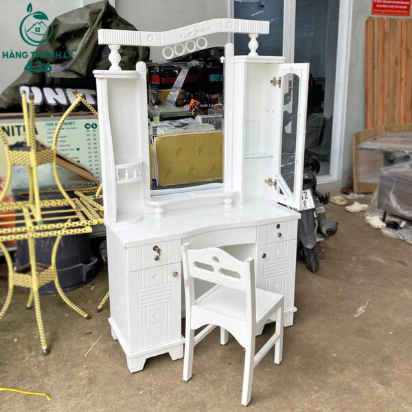 ban trang diem go cu mau trang kem ghe va gan guong 3