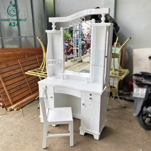 ban trang diem go cu mau trang kem ghe va gan guong 5