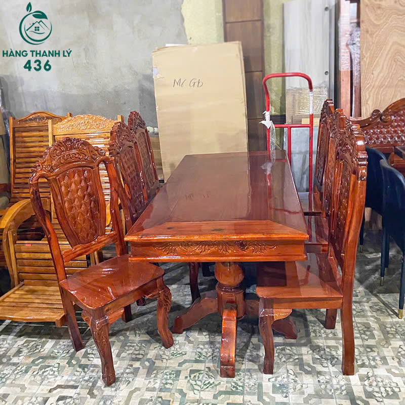 bo-ban-an-go-6-ghe-cham-khac-tinh-xao-moi-99-2 Bộ Bàn Ăn Gỗ 6 Ghế Chạm Khắc Tinh Xảo Mới 99%
