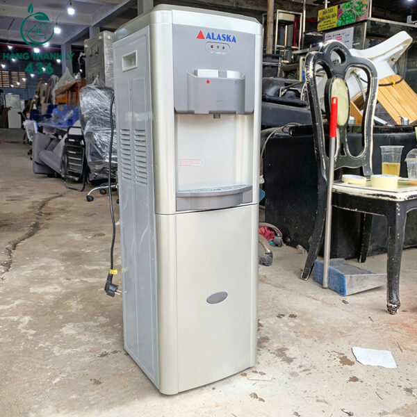 cay nuoc nong lanh alaska cu hang con dung tot 1