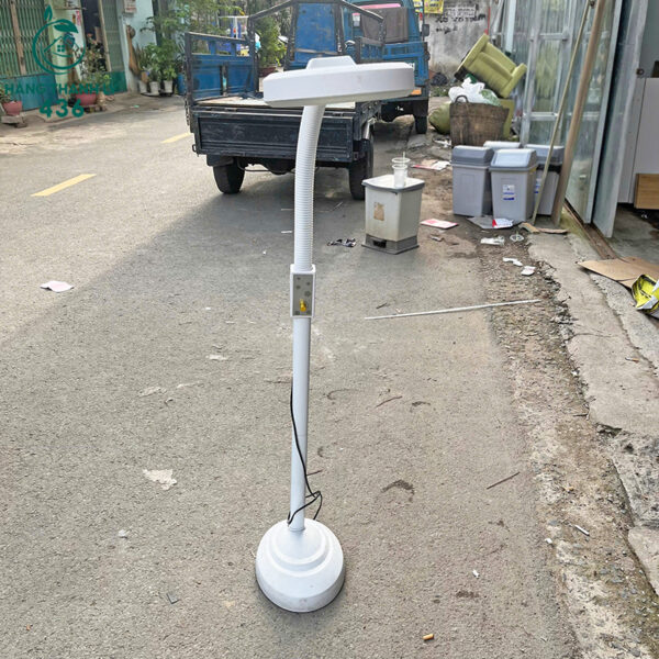 den-led-danh-cho-spa-cu-mau-trang-hang-con-dung-tot (3) den led danh cho spa cu mau trang hang con dung tot 3