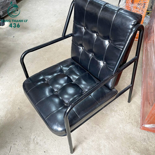 Ghế Cafe Khung Sắt Đệm Bọc Da Cũ Đóng Nút Hiện Đại 6 ghe cafe khung sat dem boc da cu dong nut hien dai 1