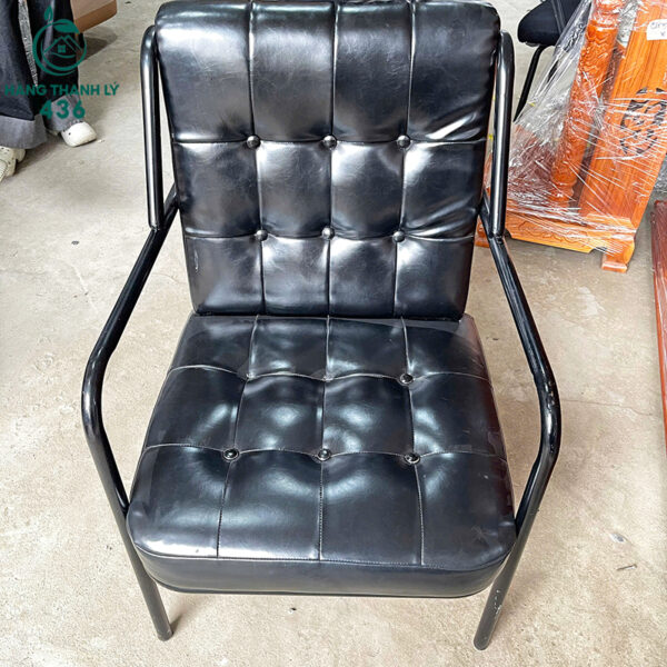 ghe-cafe-khung-sat-dem-boc-da-cu-dong-nut-hien-dai (2) ghe cafe khung sat dem boc da cu dong nut hien dai 2