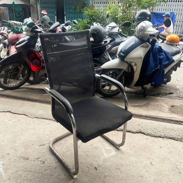 ghe chan quy cu khung inox chac chan ben dep 1