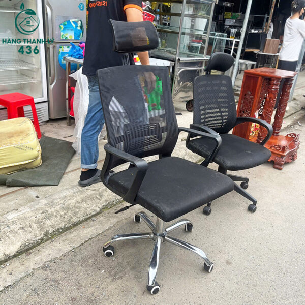 ghe-xoay-van-phong-lung-cao-cu-chan-kim-loai (1) ghe xoay van phong lung cao cu chan kim loai 1