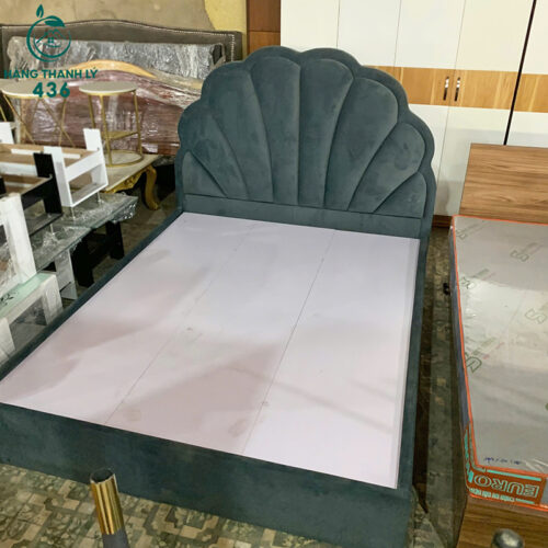 giuong ngu cu em ai 2mx1m6 sang trong 4