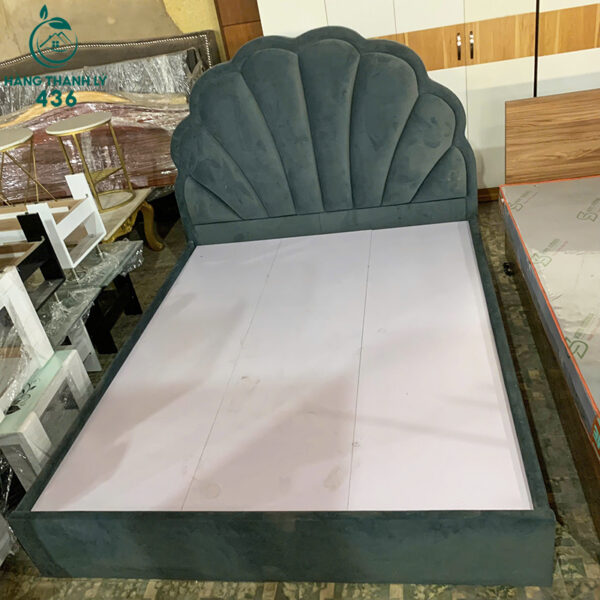 giuong ngu cu em ai 2mx1m6 sang trong 5