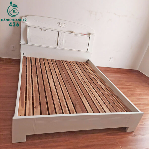 giuong ngu go cu 1m6x2m mau trang gia re 4